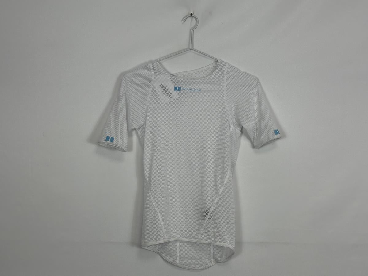 Keep Challenging Short Sleeve White Male Mesh Base Layer