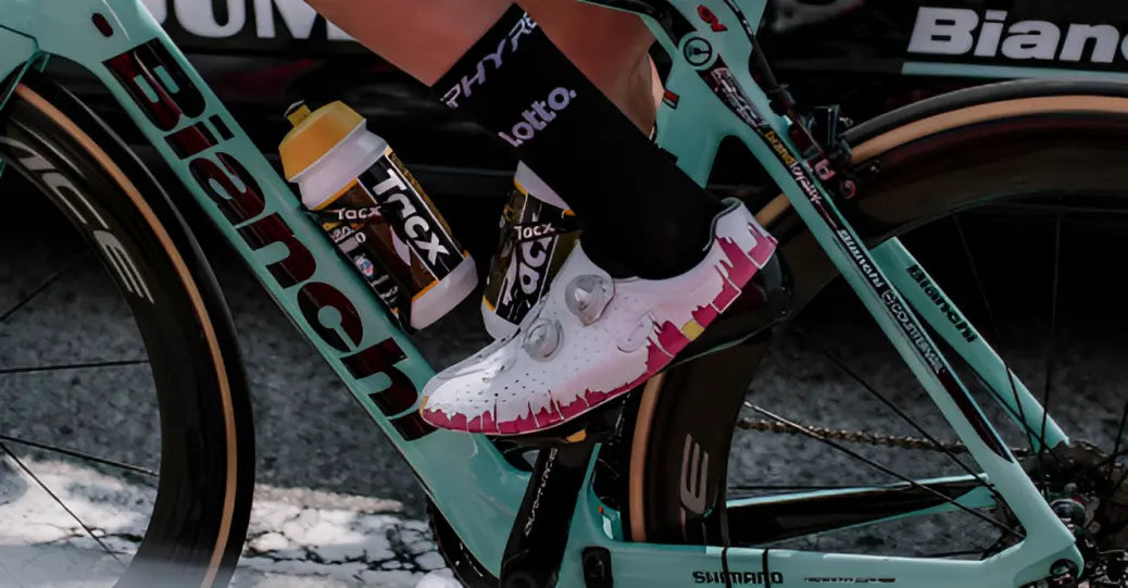 How-to-buy-and-wear-cycling-cleats Pro Cycling Outlet
