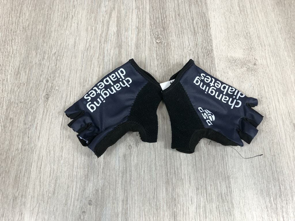 Cycling Gloves by Team Novo Nordisk 00014012 (1)