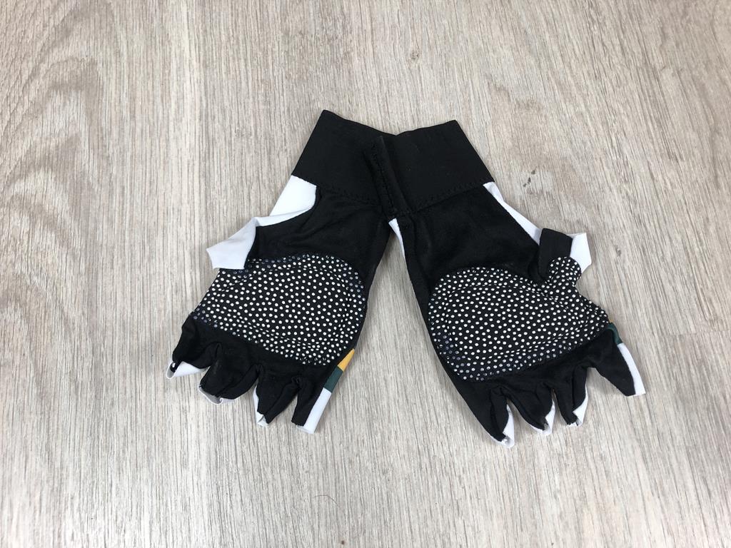 Sleek Gloves - Australian Cycling Team 00010442 (3)