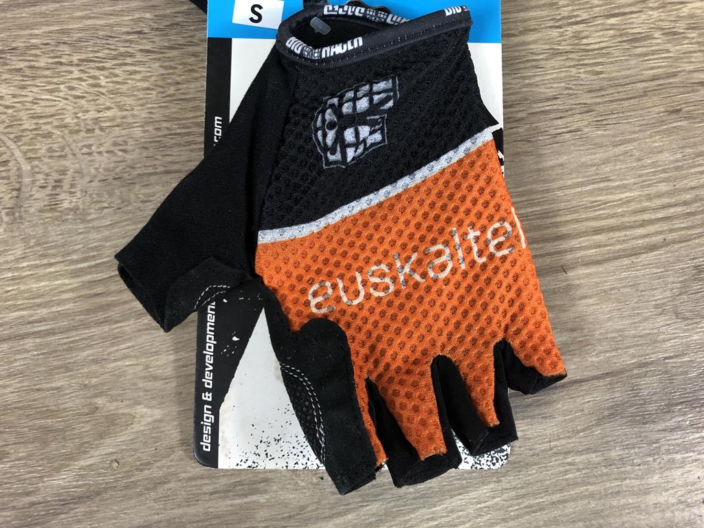 Summer Gloves - Euskaltel Euskadi 00007461 (2)