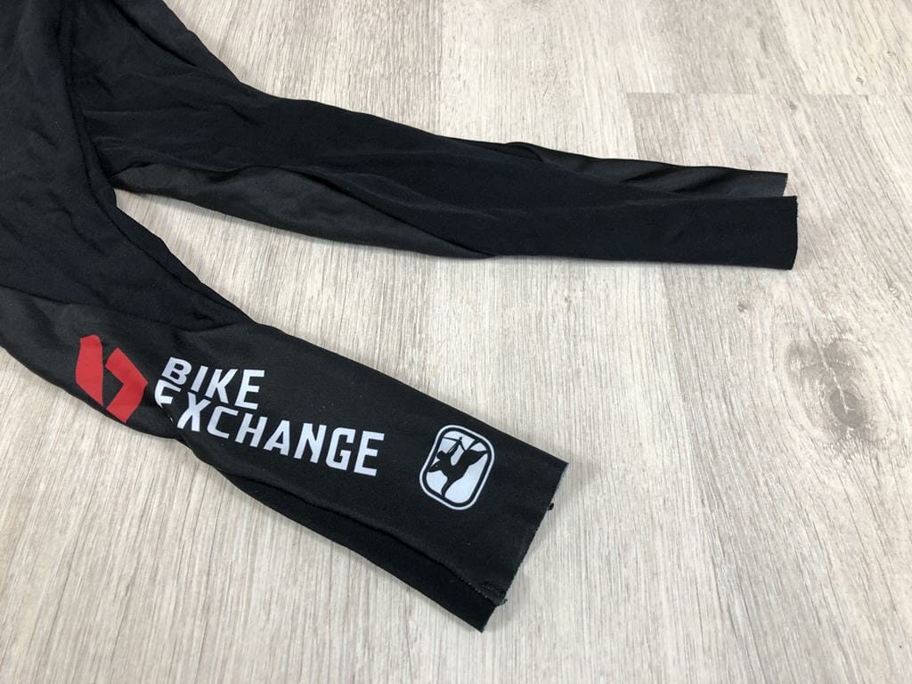 Aquecedores de braço térmicos da Team BikeExchange