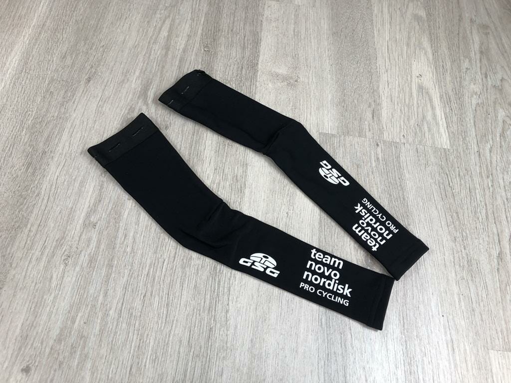 Thermal Arm Warmers by Team Novo Nordisk 00014627 (1)
