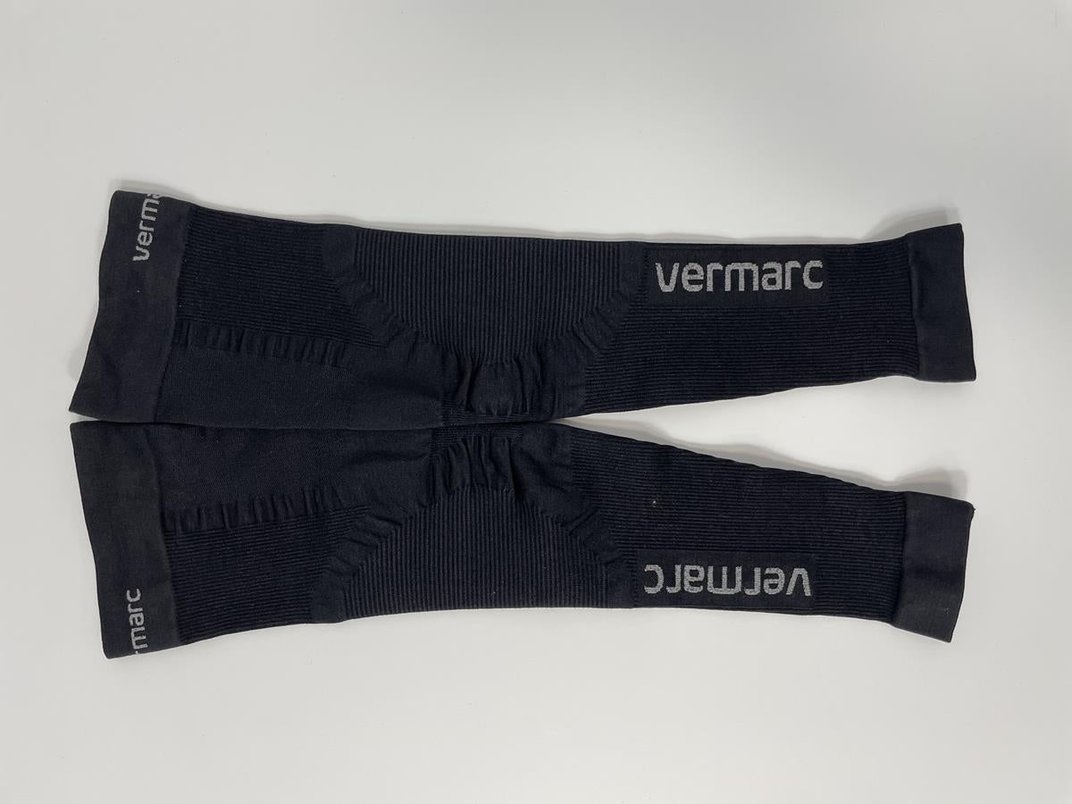 Calentadores de rodilla negros sin costuras Vermarc